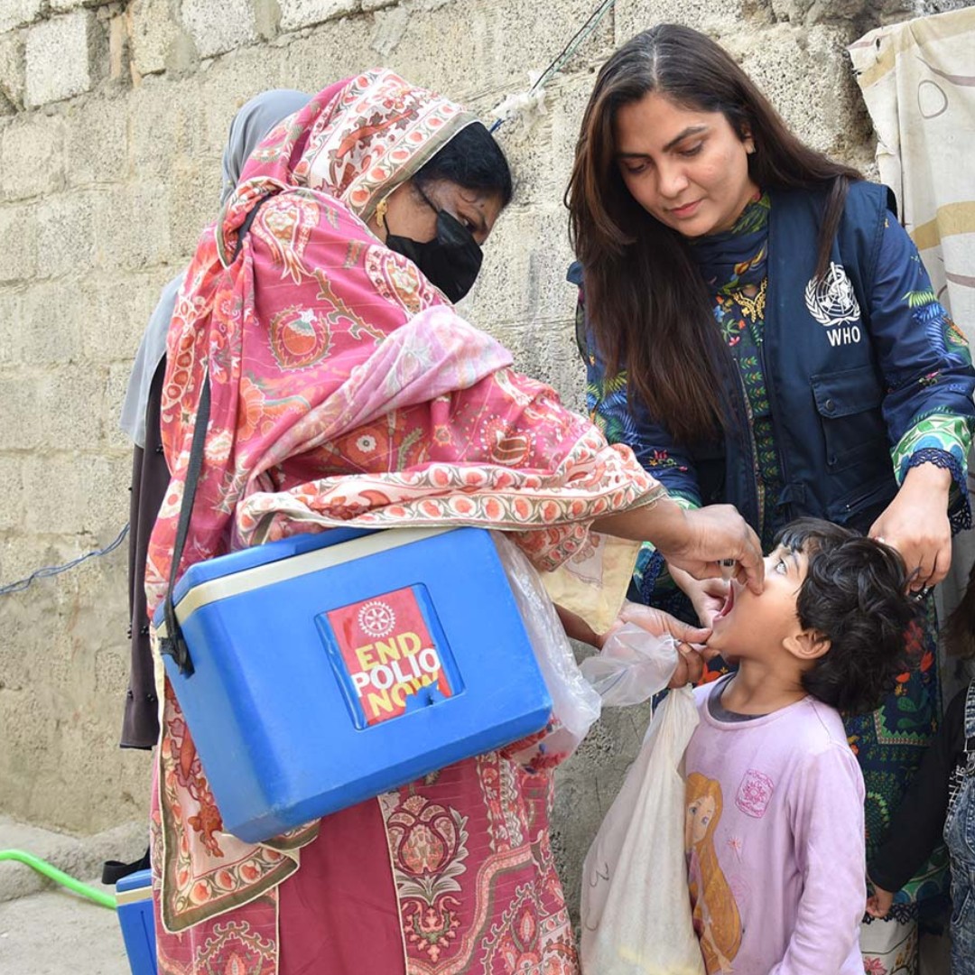 Rotary International tweet media