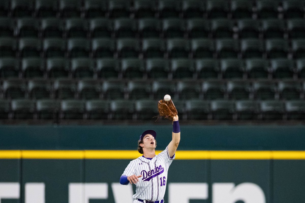 Miles Meador tweet media