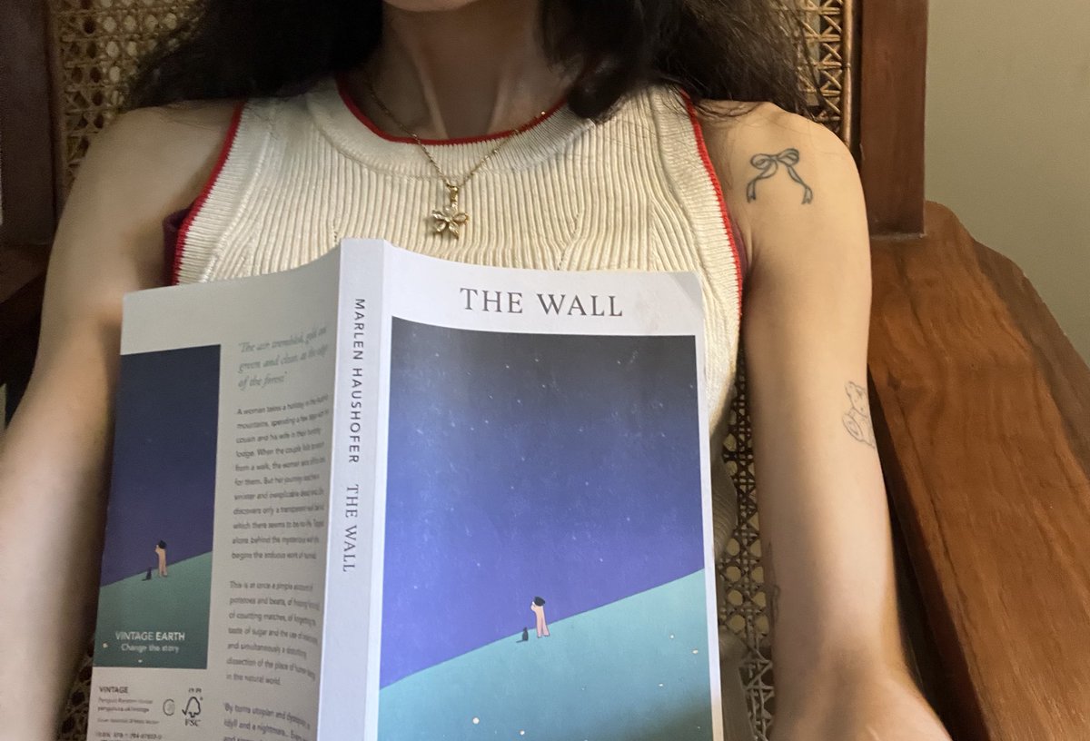 rosy tea tweet media