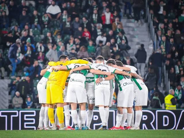 Apamies71's tweet photo. Hoy no es un día cualquiera.
Hoy juega mi equipo. 
@FebasAleix
@JosanFerrandez7
@iachidale
@edersa10
@Gonzalo14villar
@DituroMatias 
@AguadoMarc 
@federedondo5
@ituu_1
@inakipenya
@ChustVictor
@Ysantiagoalonso
@RafaMir33
@andrevsilva19
@lucascepeda_10
@pedroschinocca https://t.co/SaC2Q7jWGC