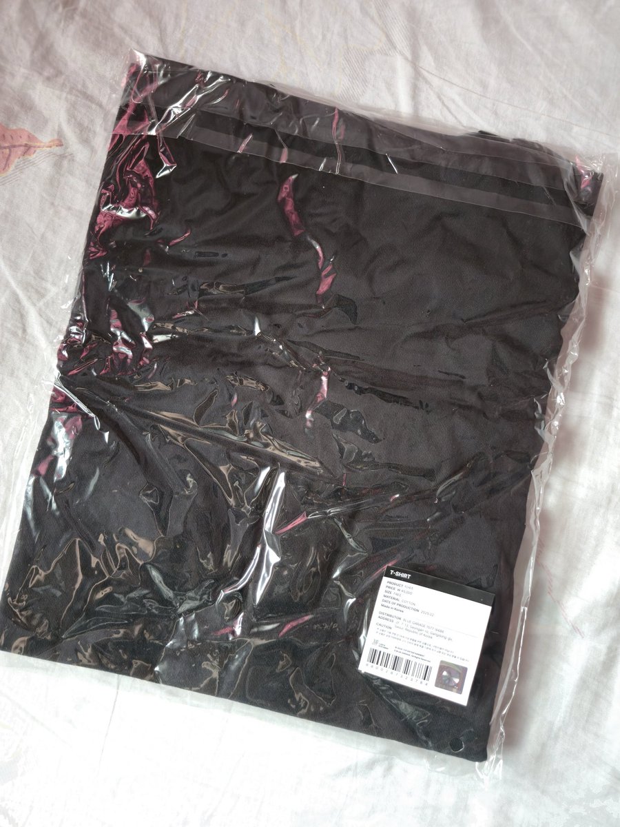 kwpcart's tweet photo. wts lfb day6 ph 

forever young tshirt md official
2,200 + lsf

• never been used
• onhand, ready to ship
• can do meetup on 3/14 myday journal hangout event

💳 gcash, maya
🚚 direct j&amp;t only

dm if inch

sungjin youngk wonpil dowoon https://t.co/DaZApXc62H