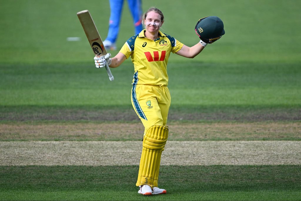 Mitch Starc tweet media