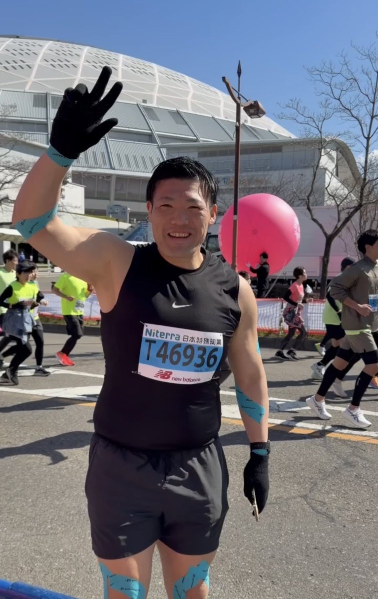 oyanagiryota's tweet photo. ．
名古屋ハーフマラソン2026
走りきりました。
3回目のハーフマラソン
今出来る精一杯を出し切って楽しみました
結果は２時間切りはなりませんでしたが
PBの2時間1分37秒でした。
まだまだ伸びしろがある証拠笑笑。
これからも走りまくって気持ち次第でどうとでもなるを体現していきます。 https://t.co/KiGb6nXfiO