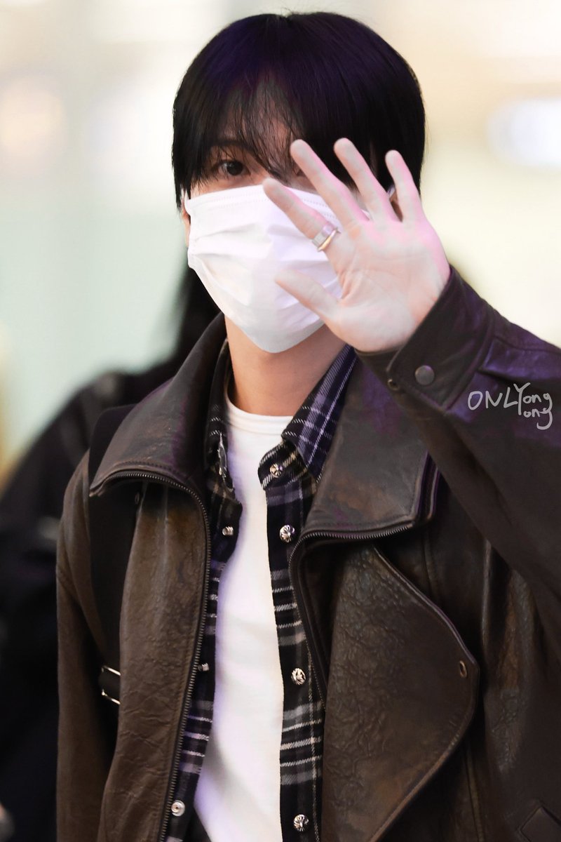 20260308 인천공항 입국　<a href="/JYHeffect/">정용화</a> 

#cnblue #정용화