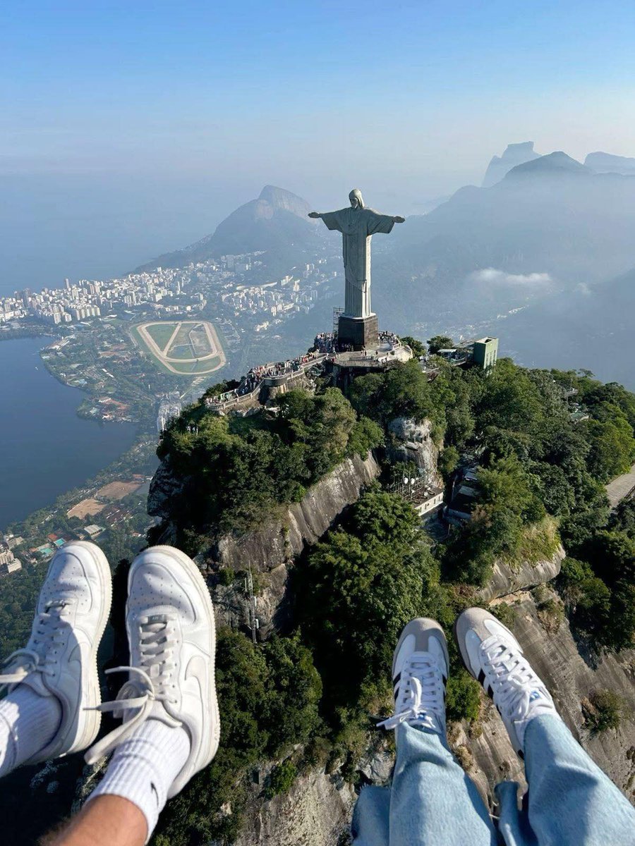 Bandidosfrasess's tweet photo. Querido Brasil, nos vemos algún día. Lo prometo. https://t.co/2w5ikKVIY3