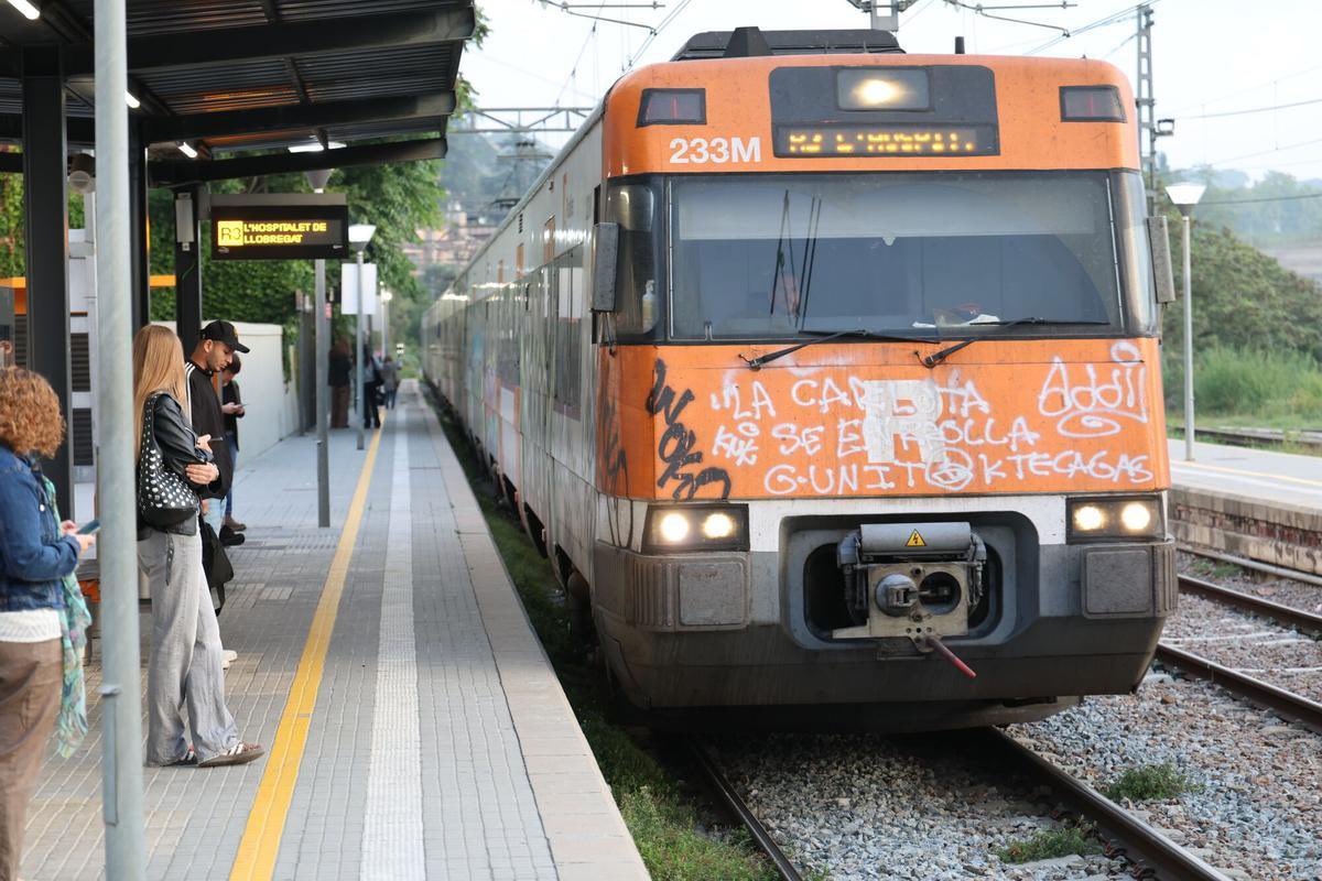 Els trens van a l’hora?
Els horaris dls trens d mitja i llarga distancia no són un guirigall?
Han baixat les incidències a <a href="/rodalies/">Rodalies Catalunya</a>?
La gent viatja confortablement i es tractada amb respecte? 
Els horaris i itineraris es compleixen?
Silenci dls mitjans i anestèsia dl <a href="/govern/">Govern de Catalunya</a>…