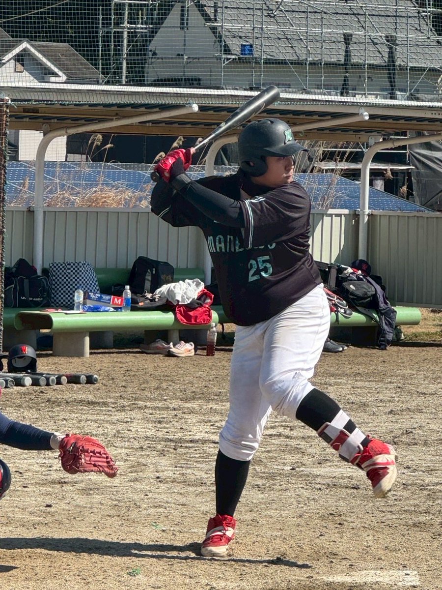 MITOMANBOW's tweet photo. 📣3/8（日)活動報告⚾️

vs wings
7対8⚫️

5点差の最終回、サヨナラ負け👋

久しぶりの登板の近藤選手#31は多くのピンチを作りながらも3回1失点の安定した投球を見せました👏

打っては12安打と打線は好調です！

今日のヒーローはmanbowsのいぶし銀
紫葉選手でした#66

#草野球
#水戸
#野球やろうぜ https://t.co/C4idXpfZv0
