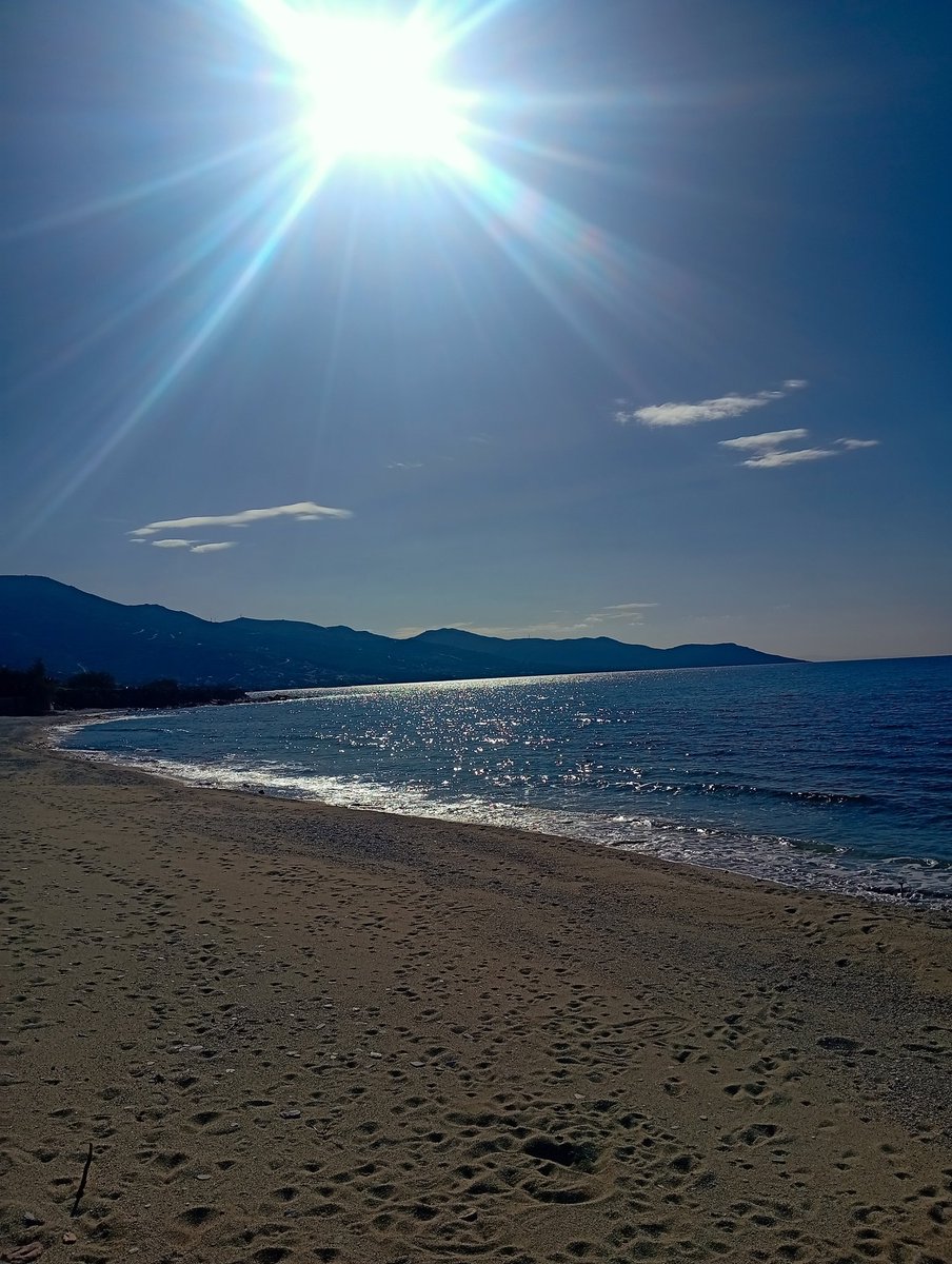 JohnAfri tweet media