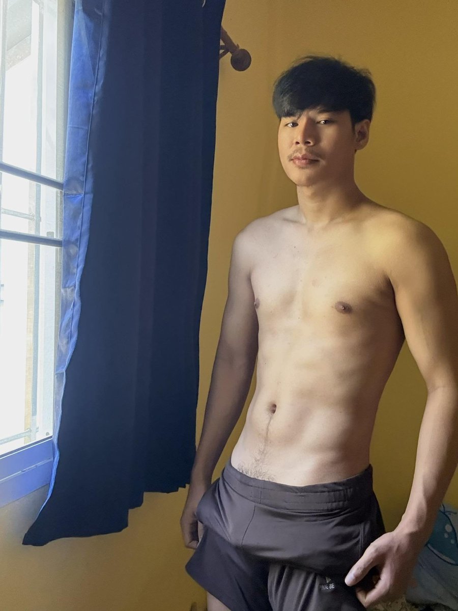 qq_isa_ คิว tweet media