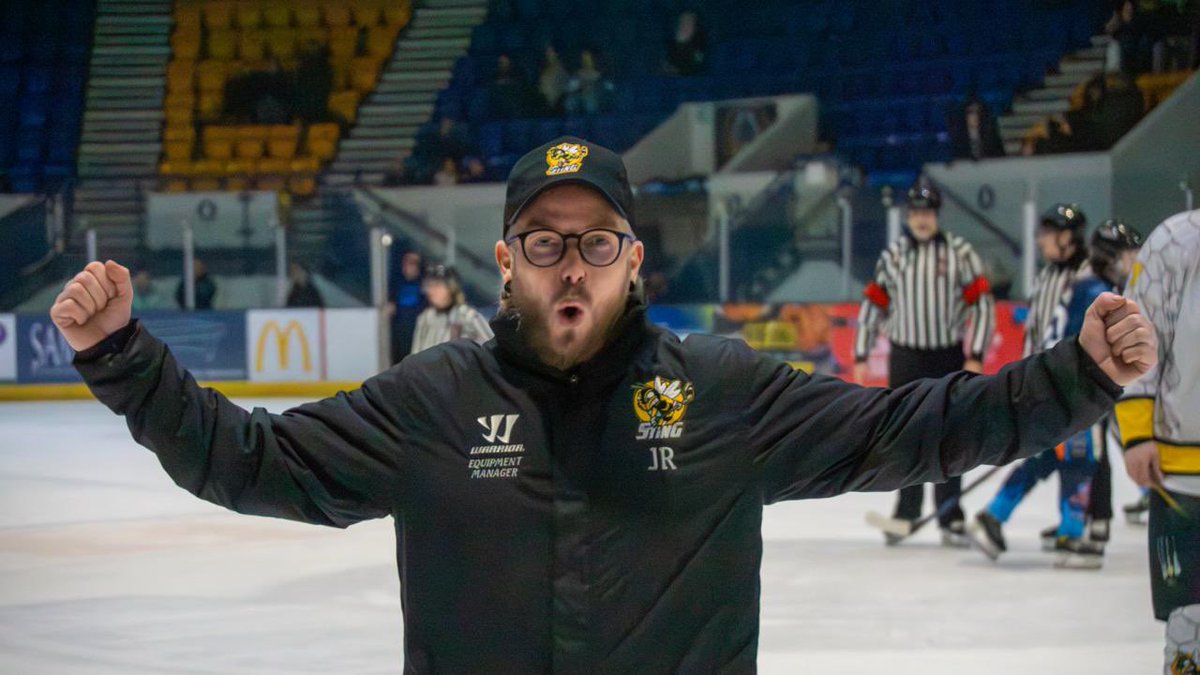 3rdLine27's tweet photo. @suttonstingnihl Laidler League Champions 2025/26  🐝🏆🐝 https://t.co/xewx2tZXYm