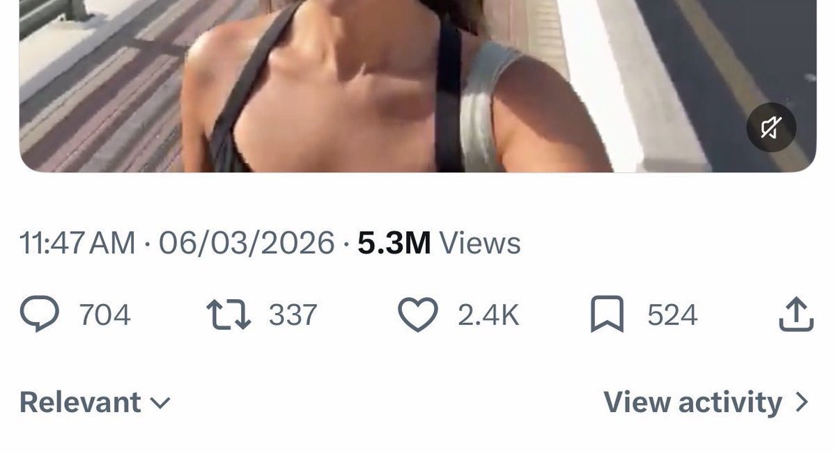 deSherry tweet media