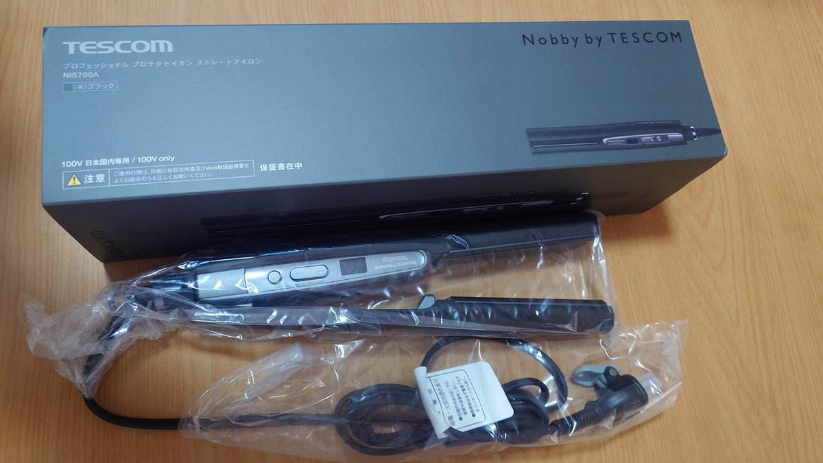 ikuza_'s tweet photo. へアイロン買った(*^^*)v
使用頻度少なめだからそこまで高いのは……
#nobby
#NIS700A
#TESCOM https://t.co/fgodb9mQY7