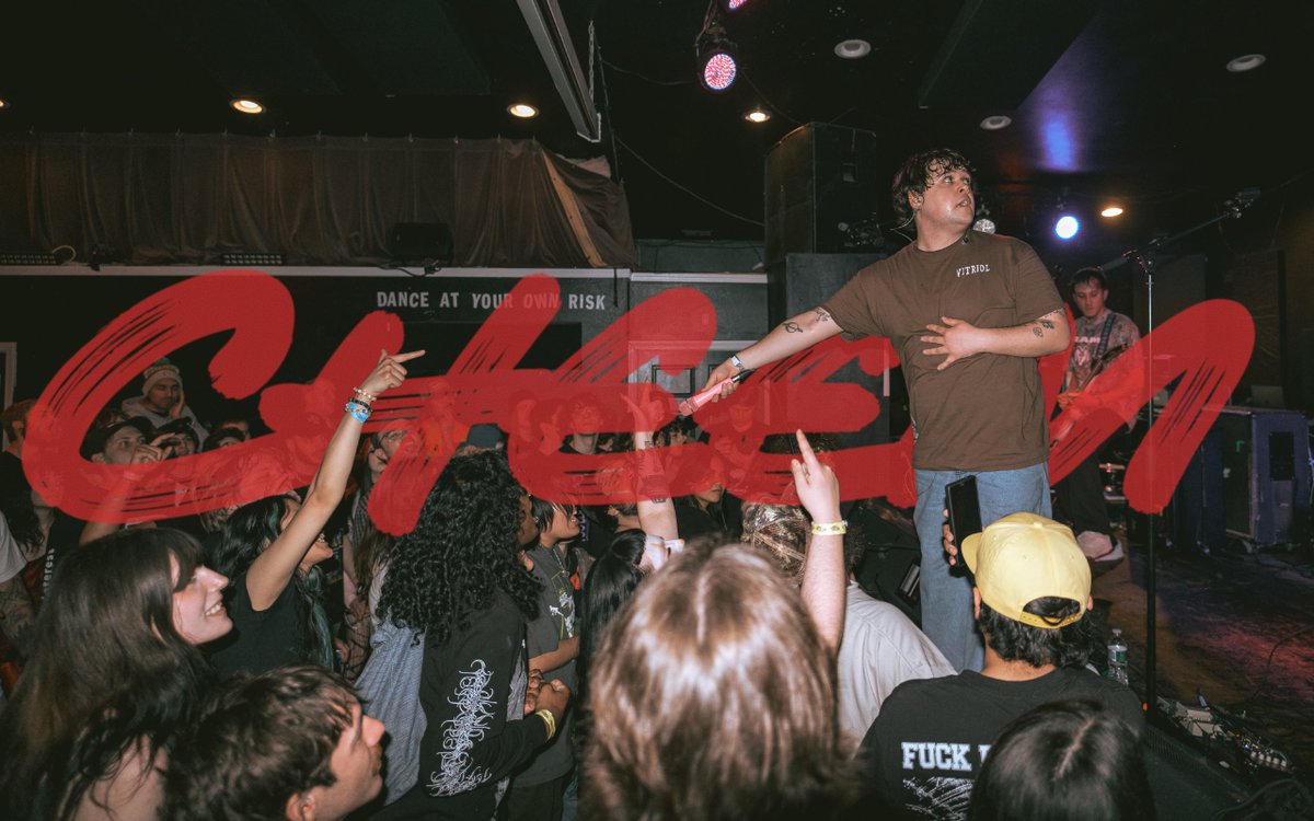 Reilly’s Bad Photos tweet media