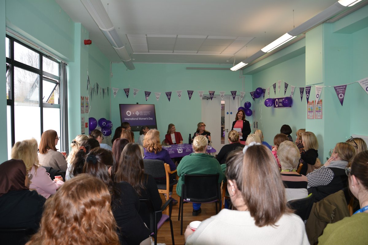 YFelindre's tweet photo. 💜 Ar ddydd Gwener cynhaliom ddau ddigwyddiad ysbrydoledig ar gyfer Diwrnod Rhyngwladol y Menywod, gan ddathlu’r menywod a’r cynghreiriaid sy’n cryfhau ein sefydliad bob dydd. 

Gyda’n gilydd rydym yn #GivetoGain ac yn gwneud gwahaniaeth cadarnhaol i bawb. https://t.co/BilnUKffcN