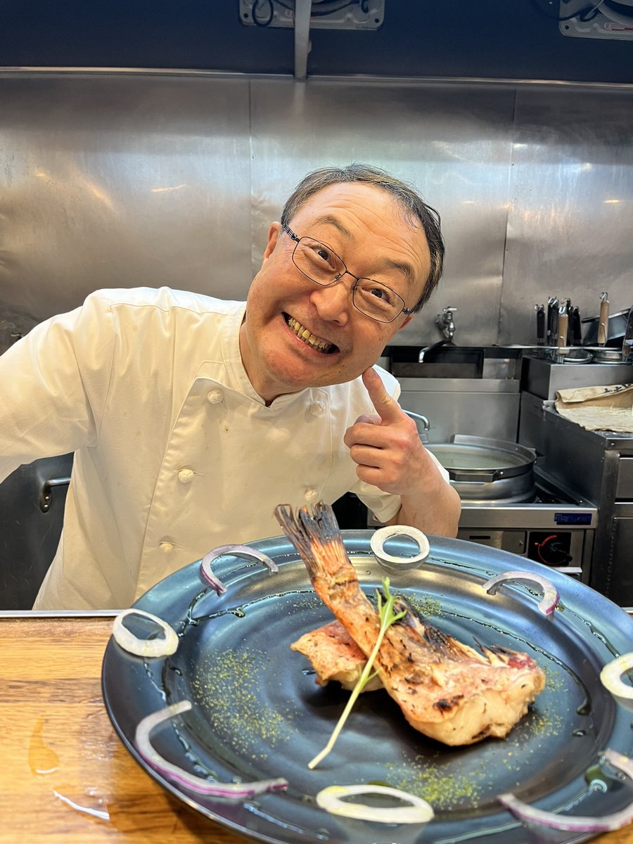 金曜日の夜 久しぶりに第二部参加‼️ イケメンマスターの美味しい料理