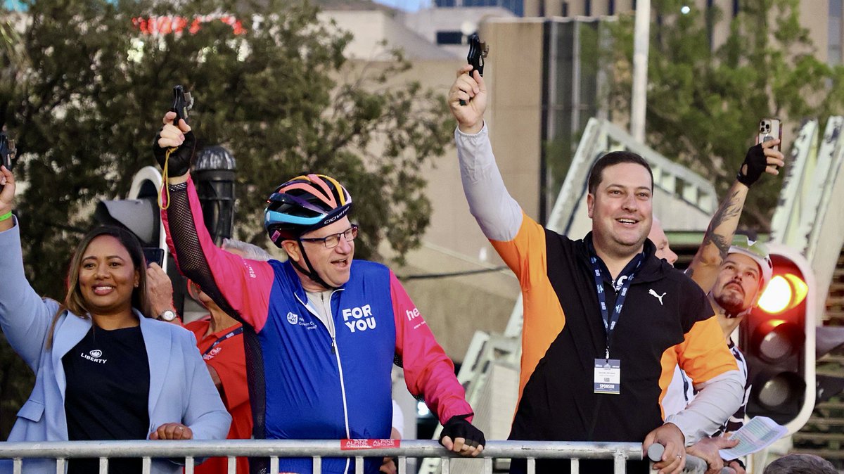 Premier Alan Winde tweet media