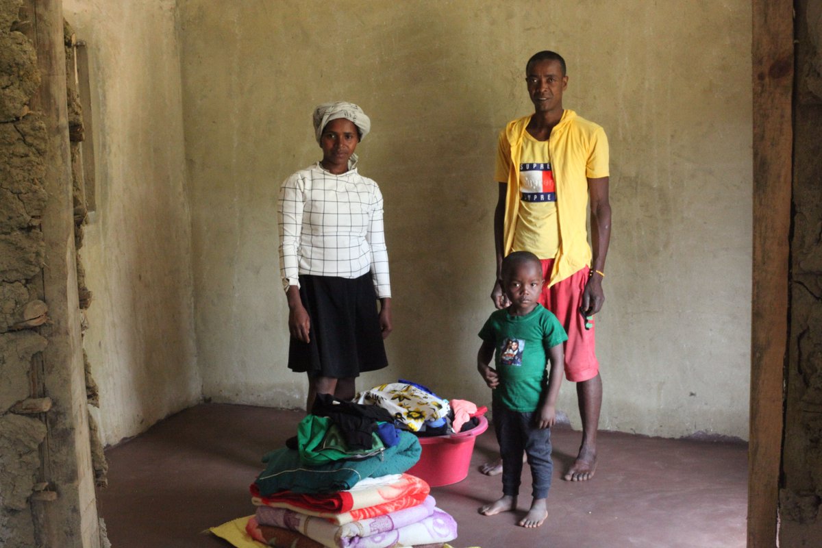 Money For Madagascar tweet media