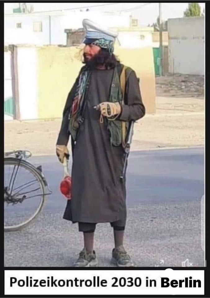 R. Nixon tweet media