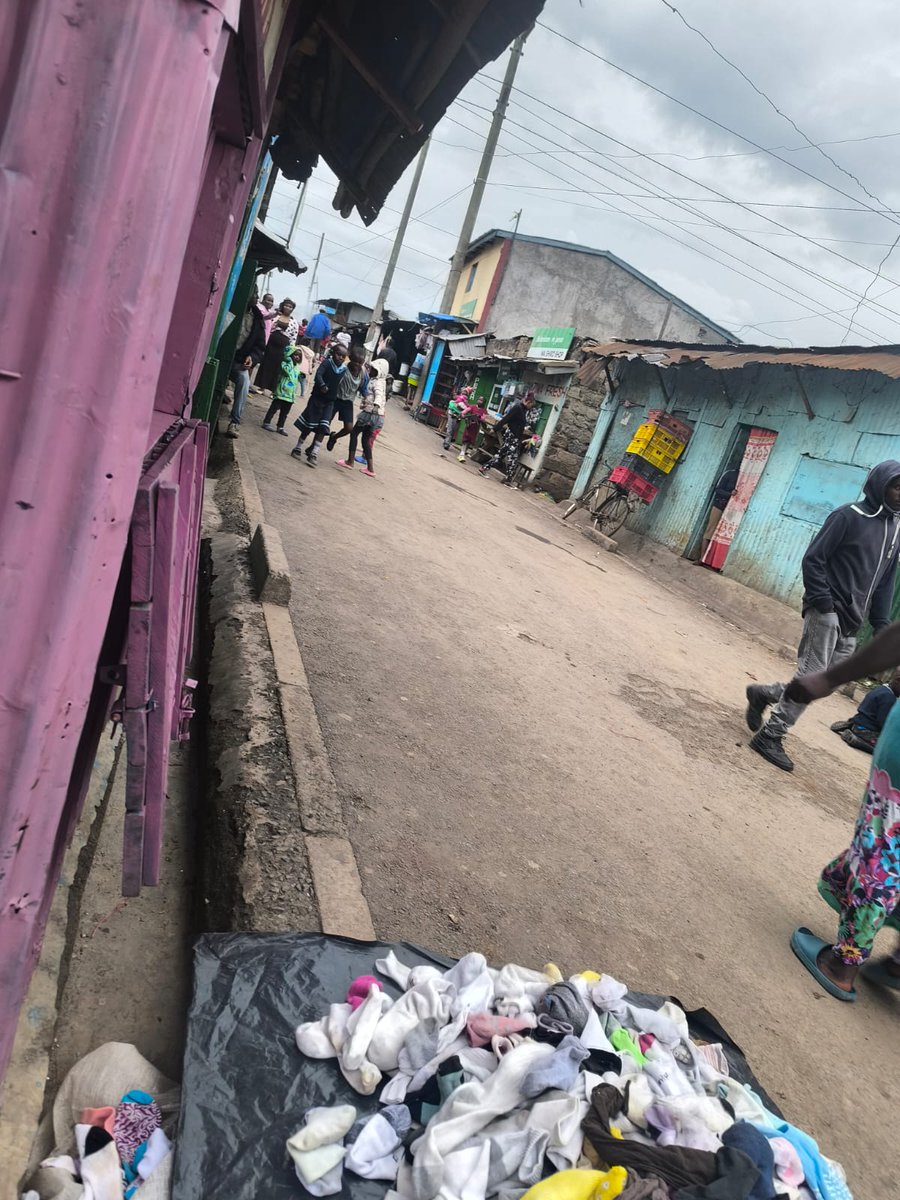 OfficialMasjic's tweet photo. Our Haki Mtaani program kicked off the year with a street storm in Viwandani ward! We discussed the 2027 General election &amp; the importance of electing leaders who'll drive progressive change. Let's not be swayed by handouts - use your vote to demand accountability! #HakiMtaani https://t.co/A0MrtZ4qy5