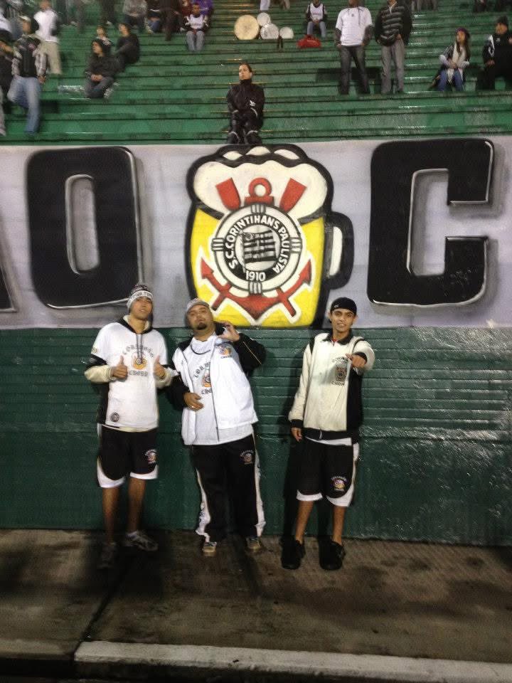 bertho_leandro's tweet photo. 21 anos de arquibancada, já fui Dpto de bandeiras e diretor de uma torcida, + de 10 estádios pelo Brasil, + de 20 caravanas, o único Corinthiano da família pq escolhi torcer pra esse time pela sua história, e tenho que ouvir de um zé que eu não conheço a história do meu time. https://t.co/KF6xgcQTHz