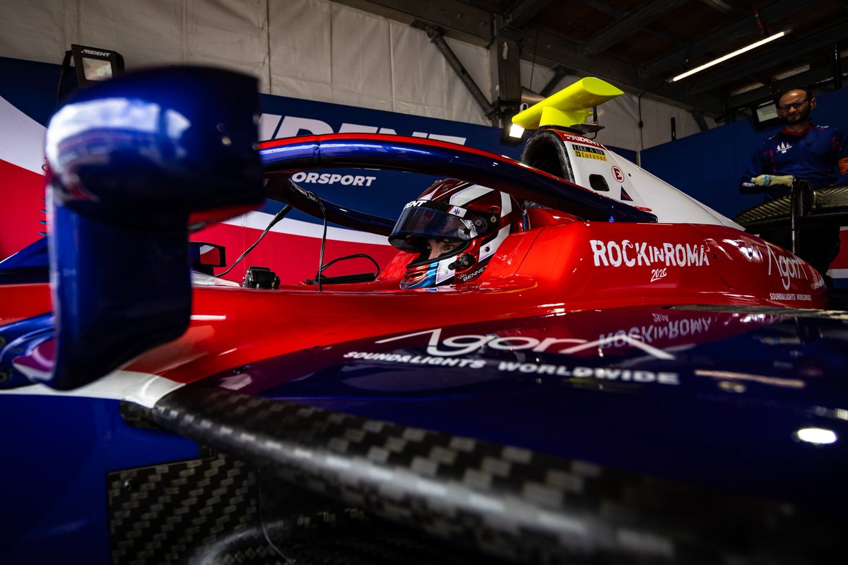 John Bennett tweet media