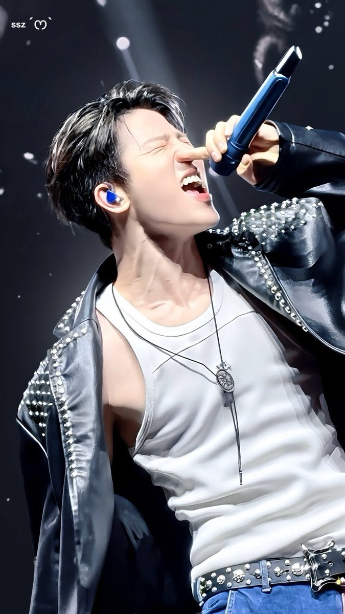 BRRROOOO JUNGHWAN??? 😬😮‍💨😬😮‍💨