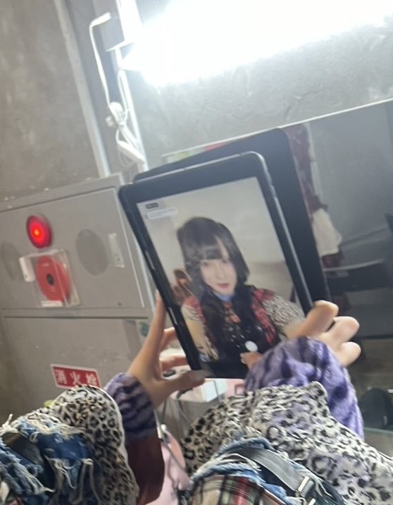 LUCY STAFF tweet media