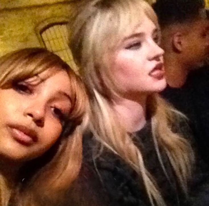 loonajackets thinker tweet media