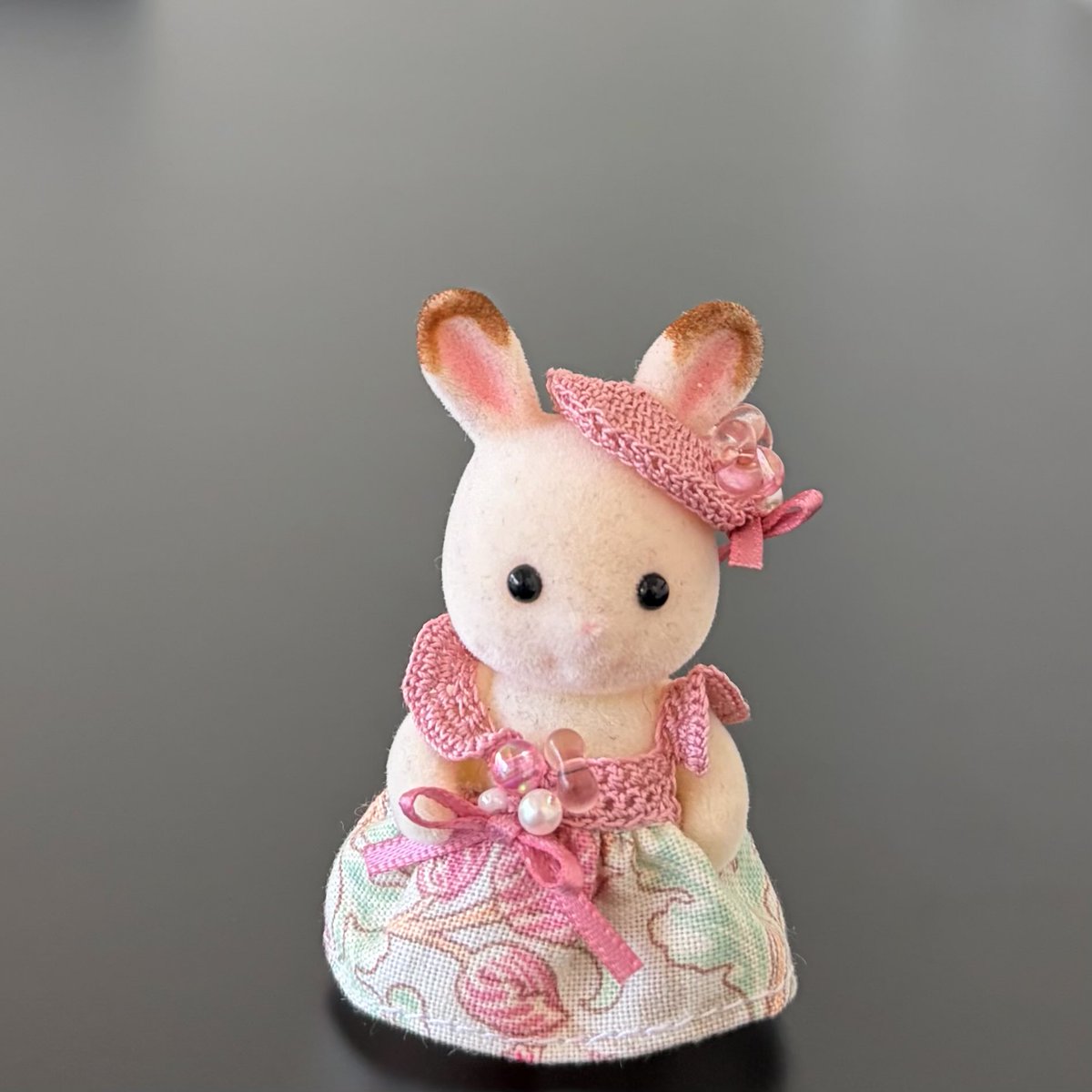 sylv_factory's tweet photo. 「雛菊」

#SylvanianFamilies
#sylvanianfactory
#シルバニアファミリー
#modafabrics
#williammorris https://t.co/B5TUcec3Hu