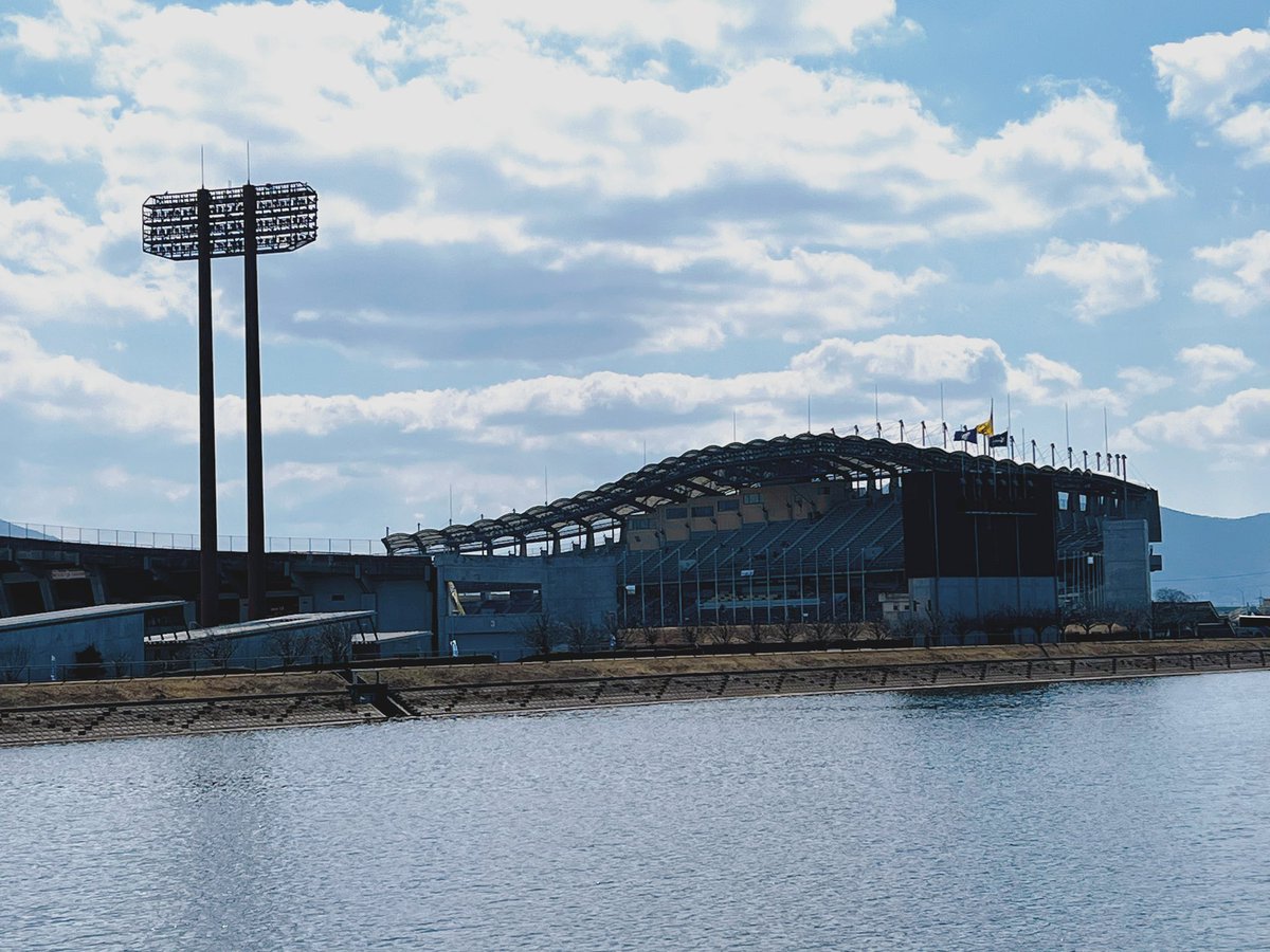 かきすけ tweet media