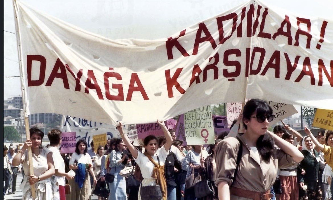 Türkiye'deki ilk feminist yürüyüş
17 mayıs 1987