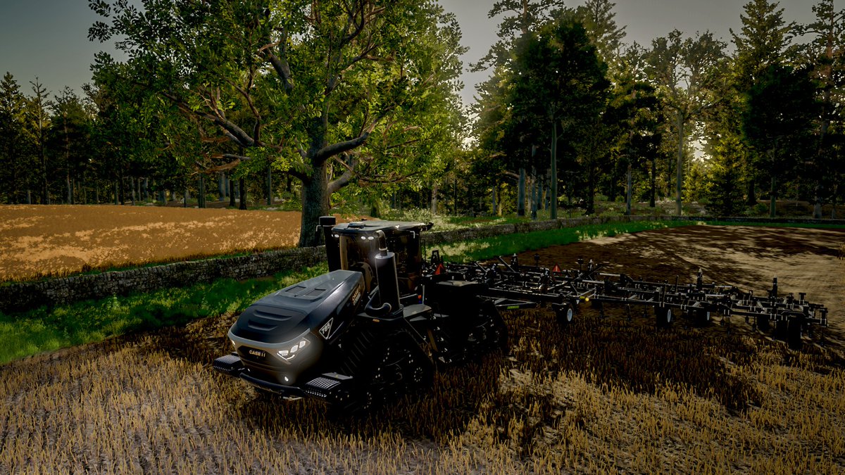 Pics from the farm and purchased a new Mecha loader... :P The future of farming work is here xD #fs25