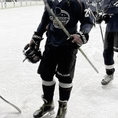 little hollander tweet media