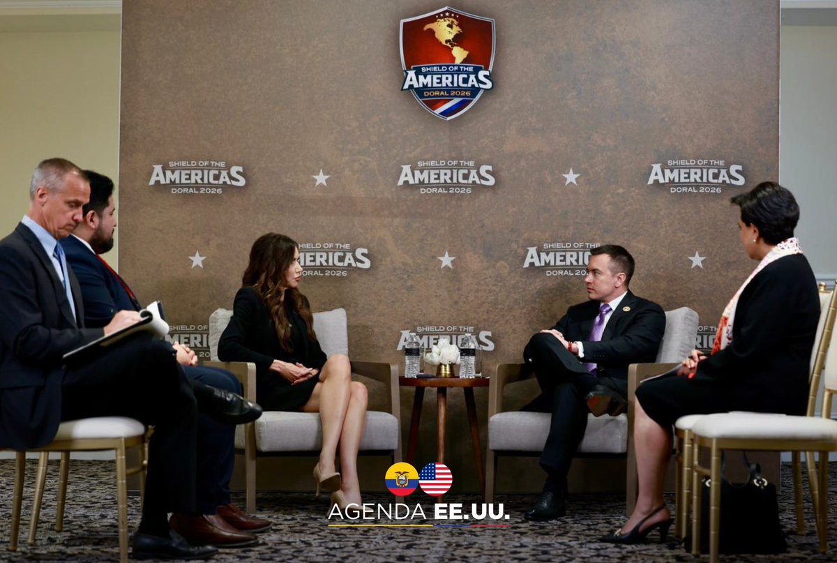 Alianza estratégica para enfrentar el narcoterrorismo con resultados concretos🇪🇨🤝🇺🇸

La canciller <a href="/gabisommerfeld/">Gabriela Sommerfeld</a> acompañó al Pdte. <a href="/DanielNoboaOk/">Daniel Noboa Azin</a> en un encuentro con <a href="/Sec_Noem/">Secretary Kristi Noem</a> recientemente designada por el Pdte. Donald Trump como enviada especial para el Escudo de las Américas