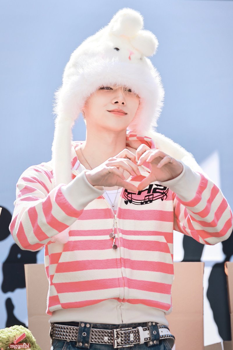 zsgqmfbl tweet media