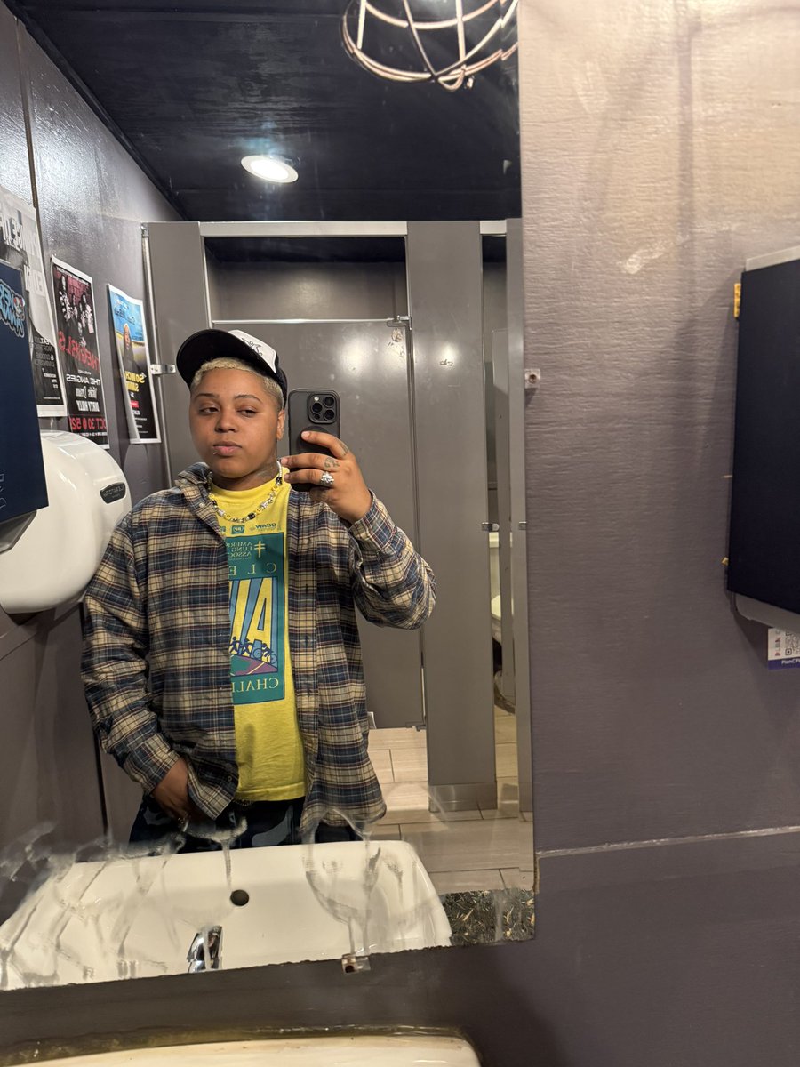 DEI FURRY RAPPER 🐶 tweet media