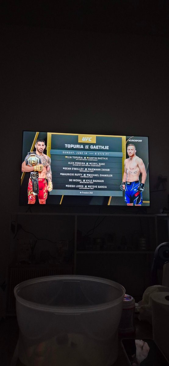 InJesterr tweet media