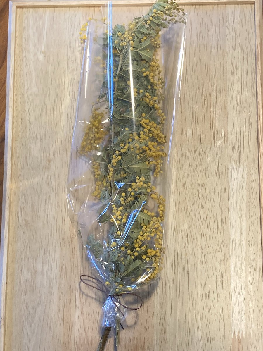 オズオズオズ tweet media