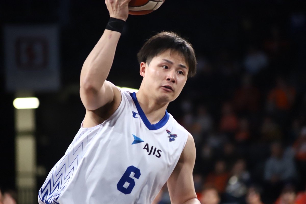 ParaspoDC's tweet photo. 天皇杯最終日✨️
TOYOTA ARENA TOKYOで開催中‼️

3・4位決定戦第2 Q終了🔥
千葉ホークス  21 - 33 NO EXCUSE

シュートの打ち合いが激しく両チームともオフェンスがアツアツです💥　byかっちゃん

#天皇杯 #車いすバスケ #パラスポーツ https://t.co/ACxKWMzxvW