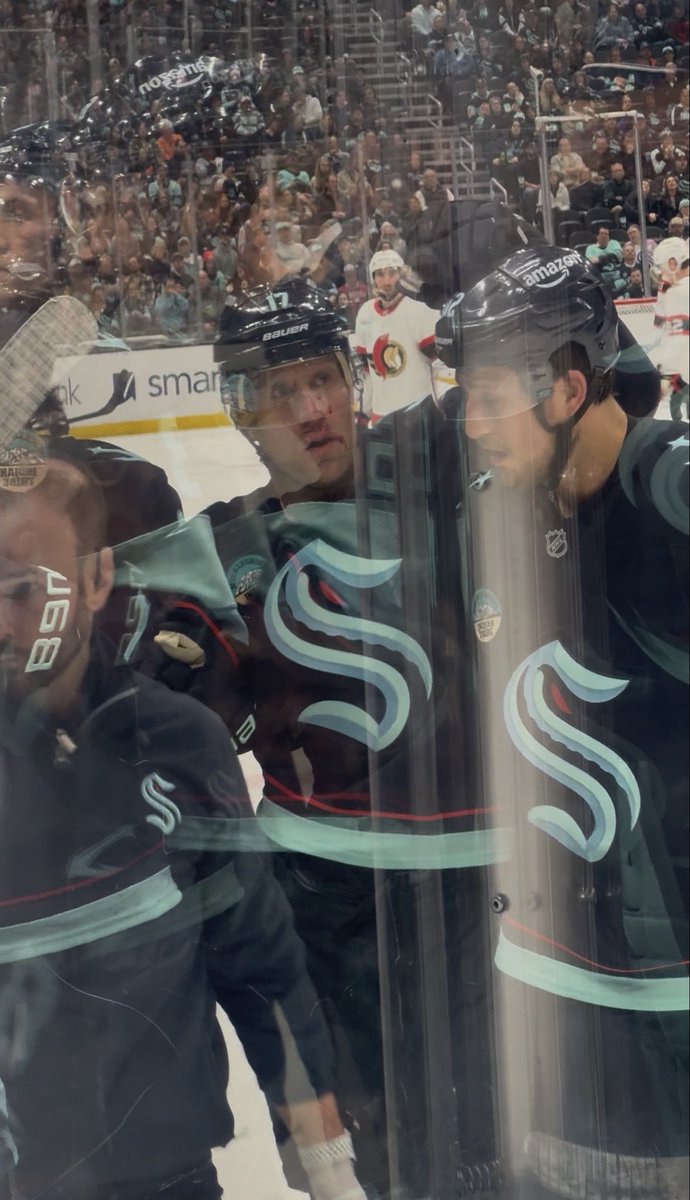 tomrubin's tweet photo. @EmeraldCityHky https://t.co/v3UIFYv81Z