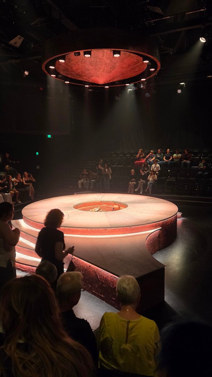 Tonnia_p's tweet photo. Happy birthday @TobiasMenzies Couldn't afford to fly to NYC to see #theotherplace so supported my local theatre #LaBoite instead.  Brilliant 👏 for anyone in Brisbane do yourself a favor, a must see #Antigone https://t.co/1AohAzMndY