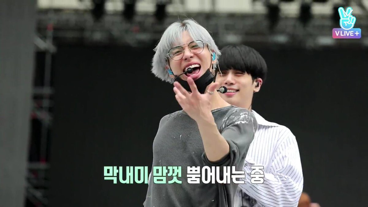 glittertaem's tweet photo. #jongtae :D https://t.co/py4owsVt1v
