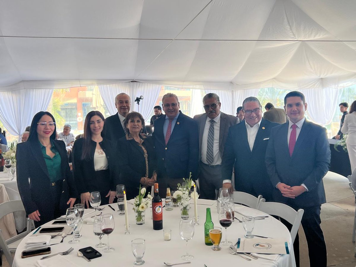 Lictirso1's tweet photo. Extraordinarios evento en el Notariado De Baja California. Segundo curso nacional de actualización notarial  y toma de protesta del nuevo Consejo Directivo del Colegio de Notarios de Baja California,  encabezado por el Notario Tobias Duarte. 7/marzo/26 https://t.co/OvzBse45Yn