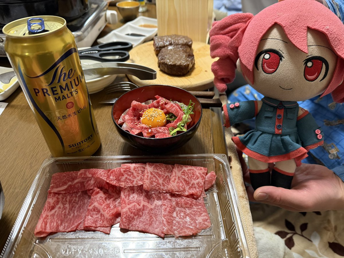 牛刺しとユッケ🥩🍻
#民宿なばり
