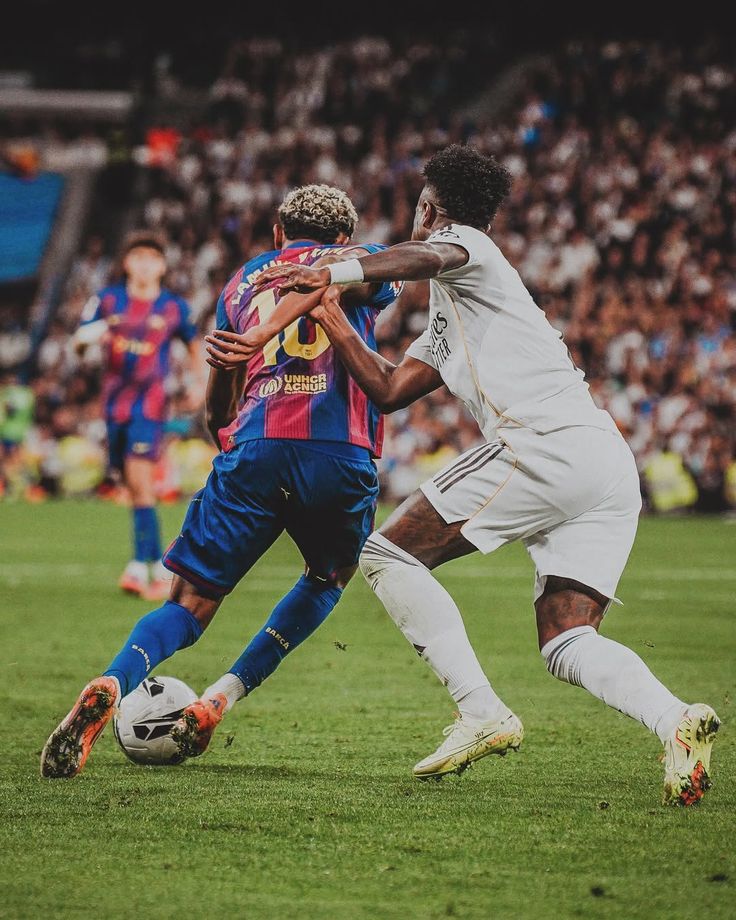 lamine10yamal10's tweet image. Day 1🚮

How it started                VS               How it ended
#ElClasico