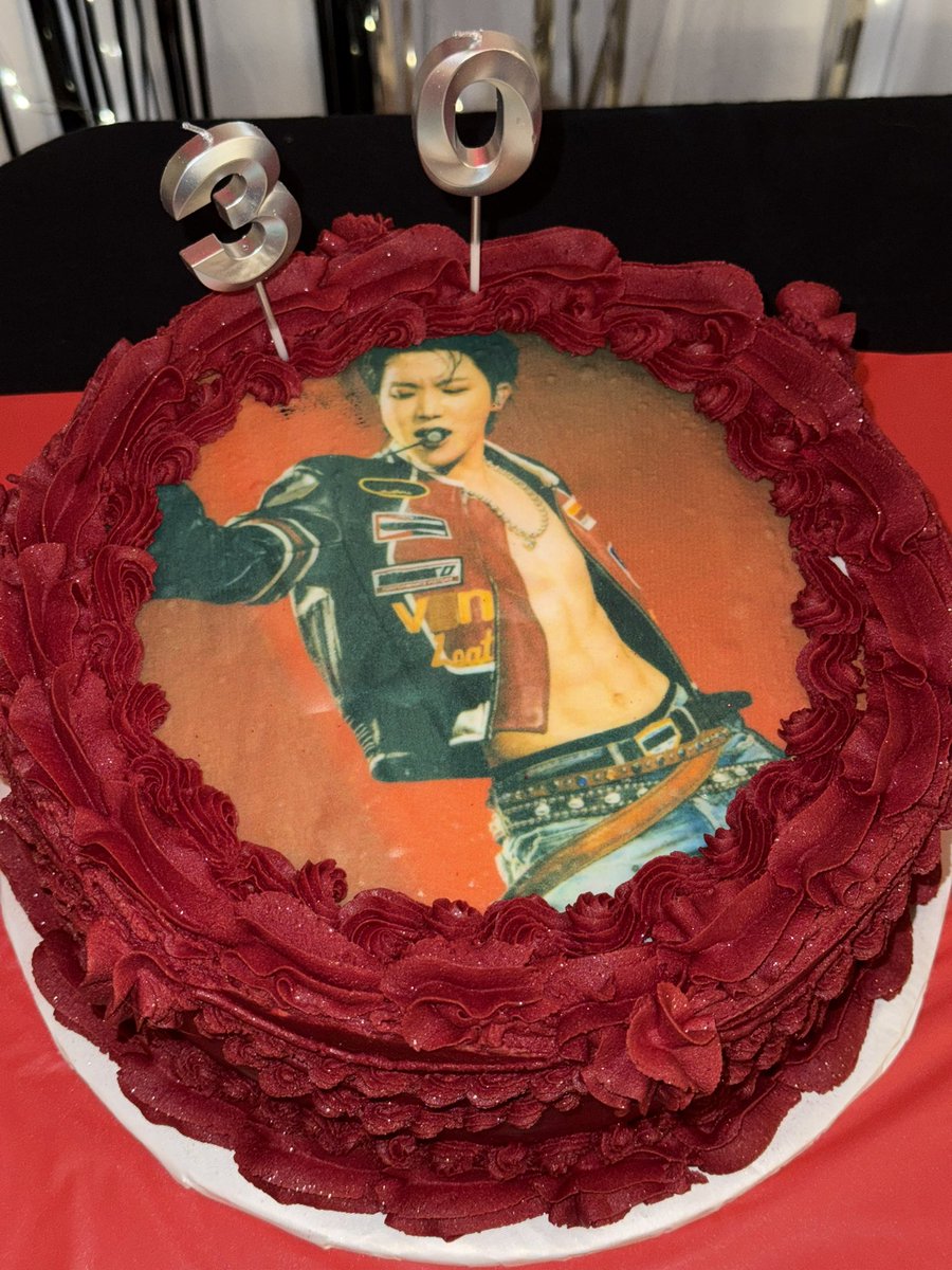 𝚊𝚜𝚑⁷ ☆ tweet media