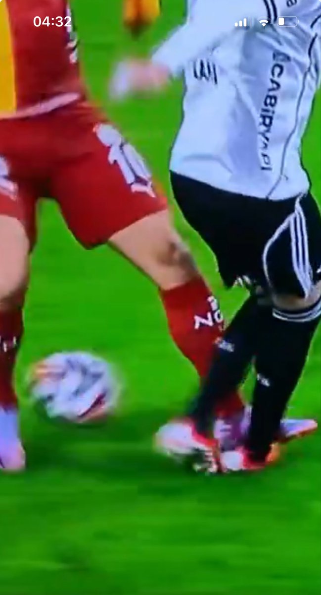 Manuel Gräfe tweet media