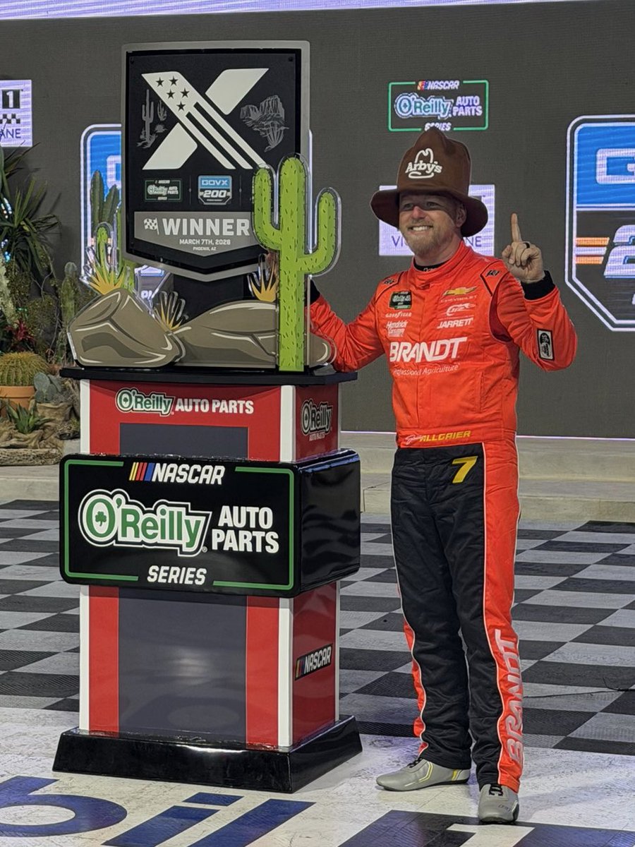 JR Motorsports tweet media