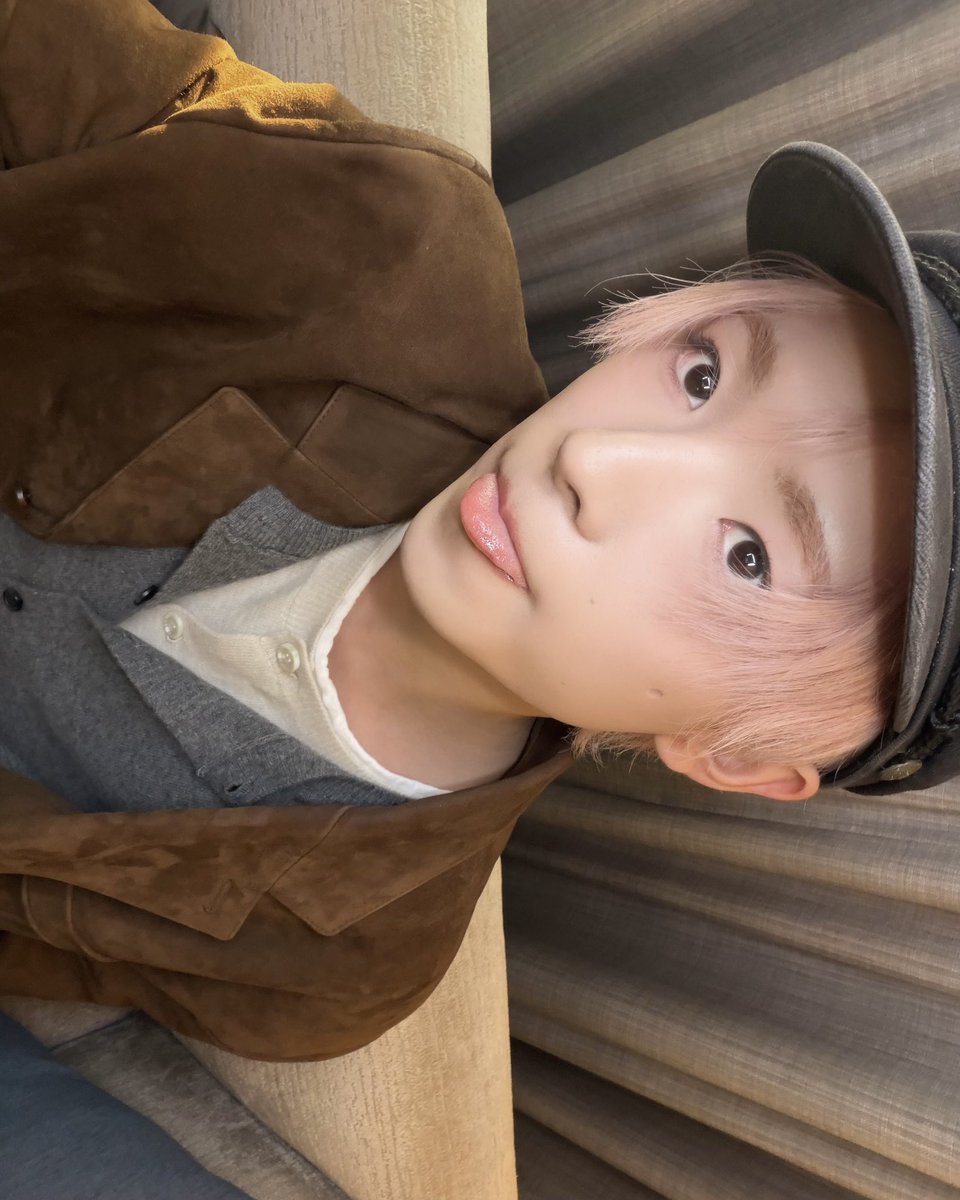 윳냥이 메롱