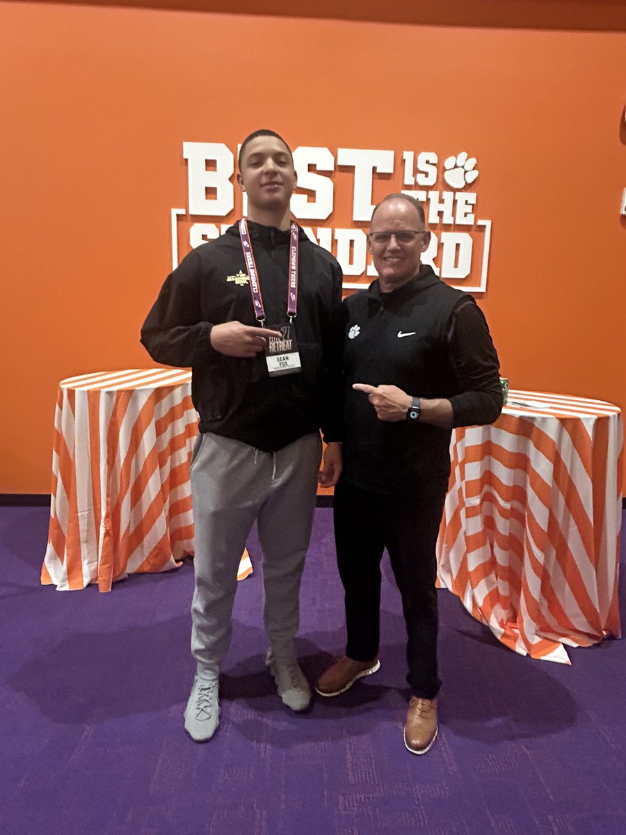 Sean Fox 4⭐️ tweet media